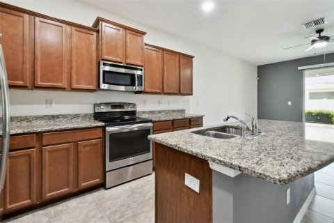 Townhouse in Riverview, Florida 3 bedrooms, 156.82 sq.m. № 1828131 - photo 14