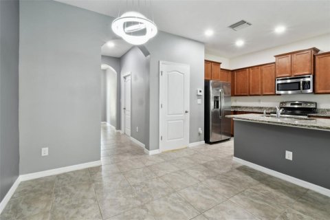 Townhouse in Riverview, Florida 3 bedrooms, 156.82 sq.m. № 1828131 - photo 9