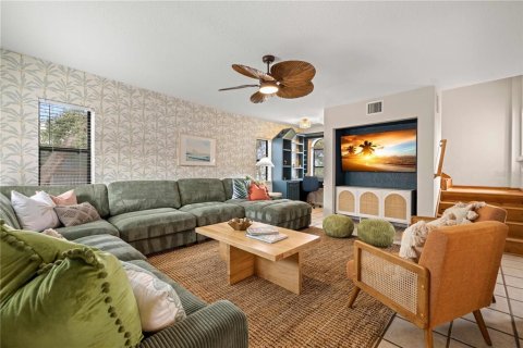 Villa ou maison à vendre à Indian Rocks Beach, Floride: 5 chambres, 225.01 m2 № 2096718 - photo 3