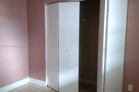 Appartement à louer à Palmetto Bay, Floride: 2 chambres, 74.41 m2 № 1806233 - photo 6