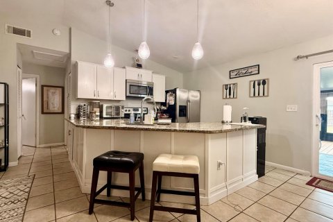 Casa en venta en Palm Bay, Florida, 3 dormitorios, 98.1 m2 № 2272503 - foto 9
