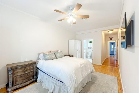 House in Orlando, Florida 3 bedrooms, 165.74 sq.m. № 2103105 - photo 14
