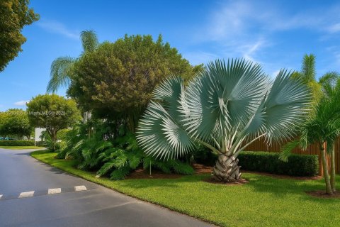 Adosado en venta en Doral, Florida, 4 dormitorios, 167.97 m2 № 1975883 - foto 3