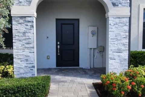 Adosado en alquiler en Homestead, Florida, 3 dormitorios, 129.41 m2 № 1920596 - foto 3