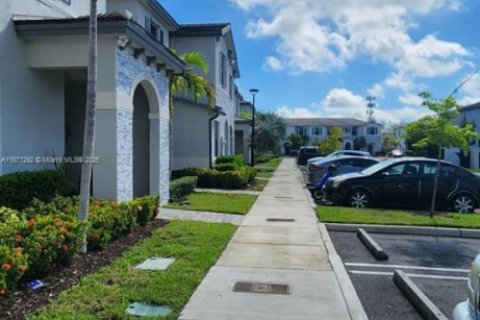 Adosado en alquiler en Homestead, Florida, 3 dormitorios, 129.41 m2 № 1920596 - foto 5