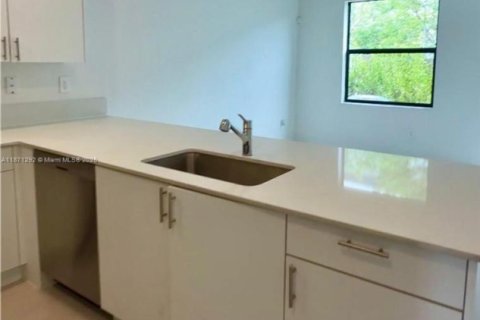 Adosado en alquiler en Homestead, Florida, 3 dormitorios, 129.41 m2 № 1920596 - foto 14