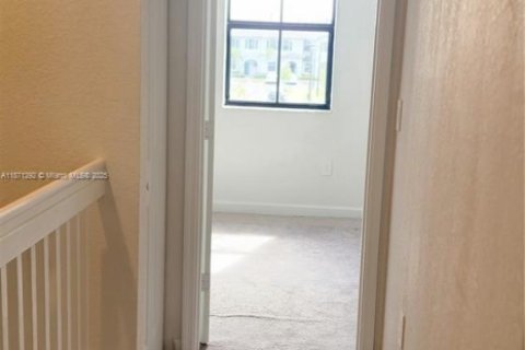 Adosado en alquiler en Homestead, Florida, 3 dormitorios, 129.41 m2 № 1920596 - foto 19