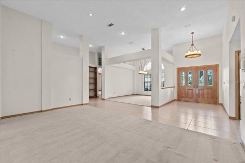 House in Plant City, Florida 4 bedrooms, 263.29 sq.m. № 1902010 - photo 14