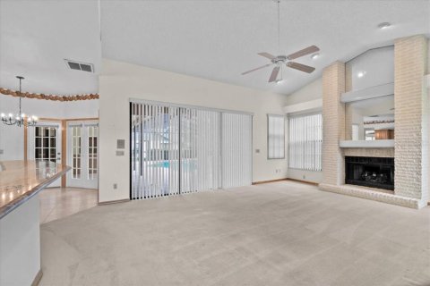 House in Plant City, Florida 4 bedrooms, 263.29 sq.m. № 1902010 - photo 28