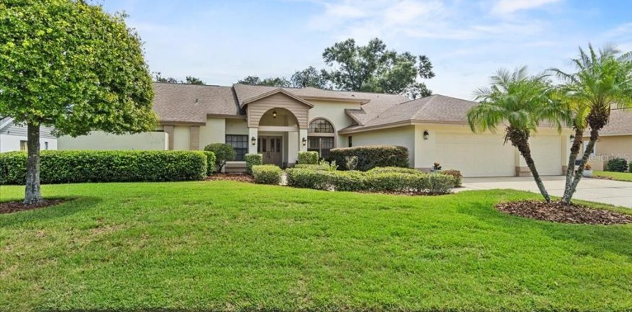 House in Plant City, Florida 4 bedrooms, 263.29 sq.m. № 1902010