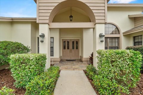 House in Plant City, Florida 4 bedrooms, 263.29 sq.m. № 1902010 - photo 6