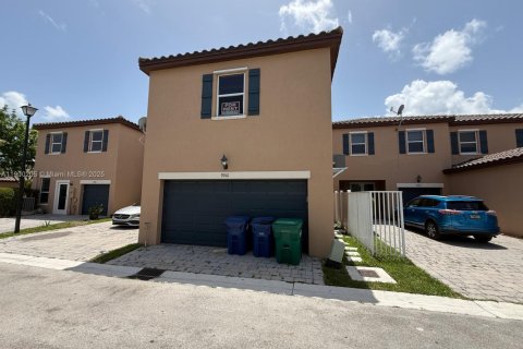 Снять в аренду квартиру в Майами, Флорида 1 спальня, 214.79м2, № 1952681 - фото 10