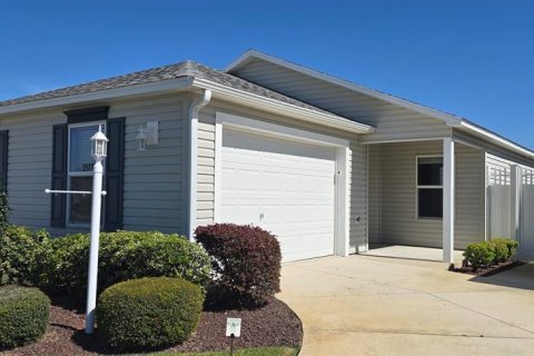 Villa ou maison à The Villages, Floride 2 chambres, 112.04 m2 № 2166166