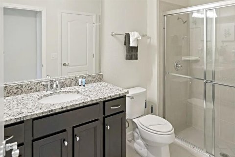 Villa ou maison à vendre à Kissimmee, Floride: 5 chambres, 240.34 m2 № 2306139 - photo 20