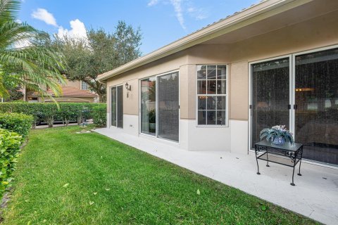 Townhouse in Palm Beach Gardens, Florida 3 bedrooms, 136.29 sq.m. № 2433969 - photo 17