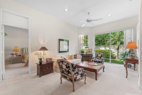 Townhouse in Palm Beach Gardens, Florida 3 bedrooms, 136.29 sq.m. № 2433969 - photo 6
