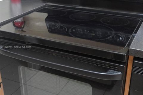 Снять в аренду таунхаус в Майами, Флорида 2 спальни, 107.02м2, № 2004922 - фото 14