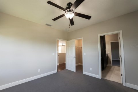 Villa ou maison à louer à Land O' Lakes, Floride: 5 chambres, 327.2 m2 № 2322666 - photo 30