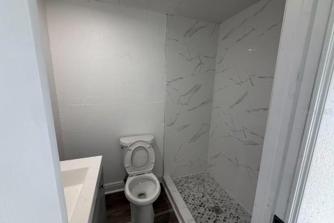 Villa ou maison à louer à Bradenton, Floride: 2 chambres, 83.61 m2 № 2381243 - photo 6