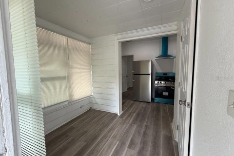 Villa ou maison à louer à Bradenton, Floride: 2 chambres, 83.61 m2 № 2381243 - photo 11
