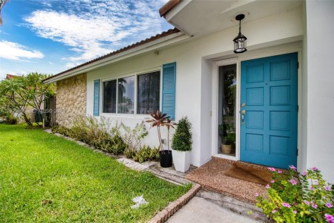 Casa en venta en Boca Raton, Florida, 4 dormitorios, 138.42 m2 № 1983731 - foto 7