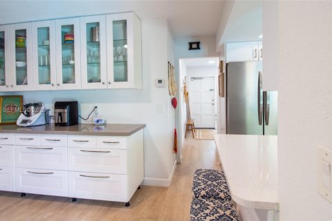 Casa en venta en Boca Raton, Florida, 4 dormitorios, 138.42 m2 № 1983731 - foto 18