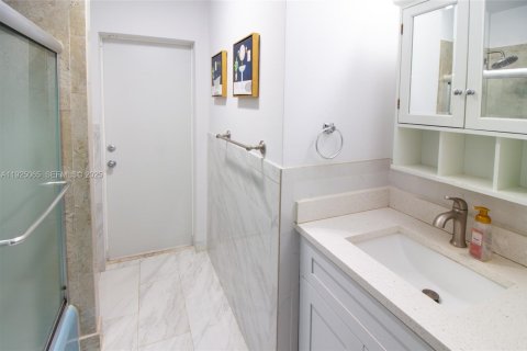 Casa en venta en Boca Raton, Florida, 4 dormitorios, 138.42 m2 № 1983731 - foto 21