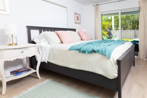 Casa en venta en Boca Raton, Florida, 4 dormitorios, 138.42 m2 № 1983731 - foto 28