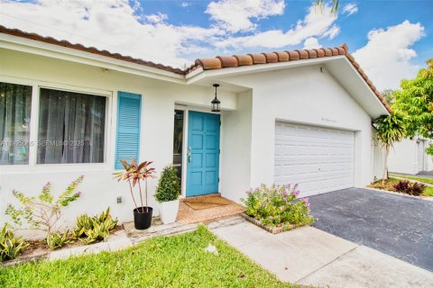 Casa en venta en Boca Raton, Florida, 4 dormitorios, 138.42 m2 № 1983731 - foto 5