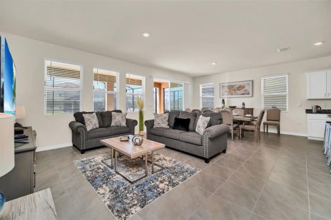 Casa en alquiler en Davenport, Florida, 7 dormitorios, 336.86 m2 № 2221267 - foto 12