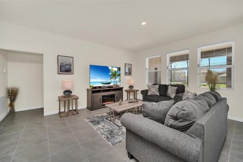 Casa en alquiler en Davenport, Florida, 7 dormitorios, 336.86 m2 № 2221267 - foto 10