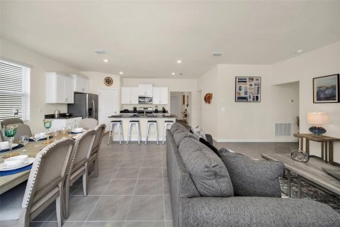 Casa en alquiler en Davenport, Florida, 7 dormitorios, 336.86 m2 № 2221267 - foto 15