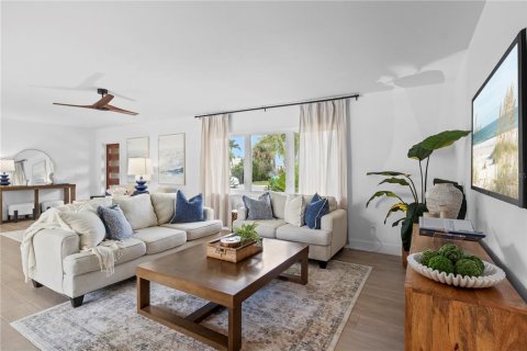 Casa en venta en Holmes Beach, Florida, 3 dormitorios, 167.13 m2 № 2195352 - foto 8