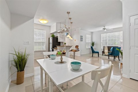 Condo in Tampa, Florida, 1 bedroom  № 1844663 - photo 14