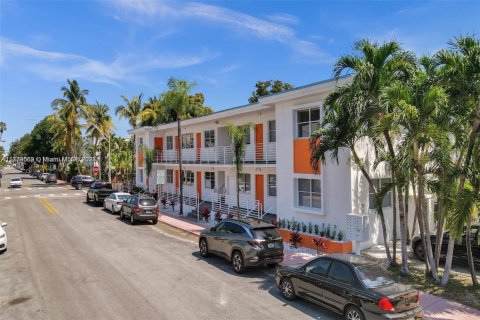 Propiedad comercial en venta en Miami Beach, Florida, 730.96 m2 № 1710022 - foto 14