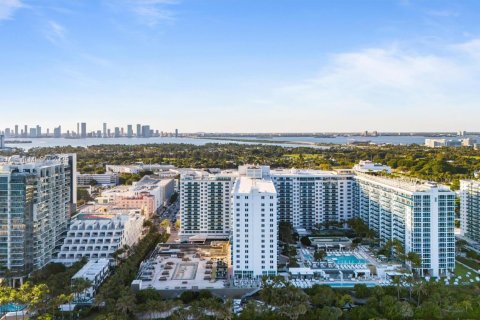 Condo in Miami Beach, Florida, 3 bedrooms  № 2061596 - photo 8