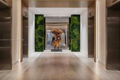 Condo in Miami Beach, Florida, 3 bedrooms  № 2061596 - photo 18