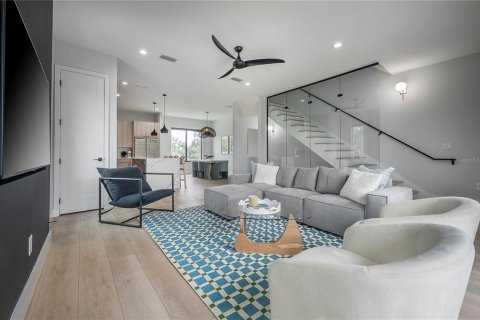 Touwnhouse à vendre à Tampa, Floride: 3 chambres, 197.42 m2 № 1905554 - photo 9