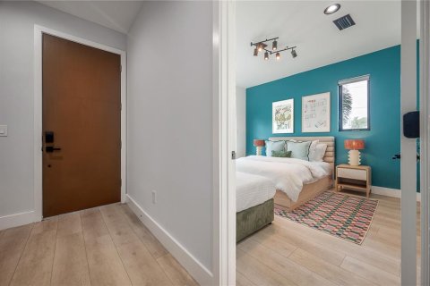 Touwnhouse à vendre à Tampa, Floride: 3 chambres, 197.42 m2 № 1905554 - photo 4