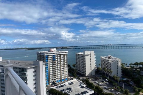 Condominio en alquiler en Miami, Florida, 2 dormitorios, 86.4 m2 № 2044852 - foto 23