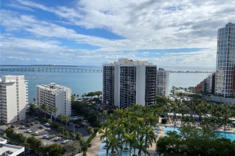 Condominio en alquiler en Miami, Florida, 2 dormitorios, 86.4 m2 № 2044852 - foto 22