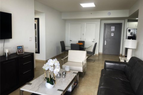 Condominio en alquiler en Miami, Florida, 2 dormitorios, 86.4 m2 № 2044852 - foto 27