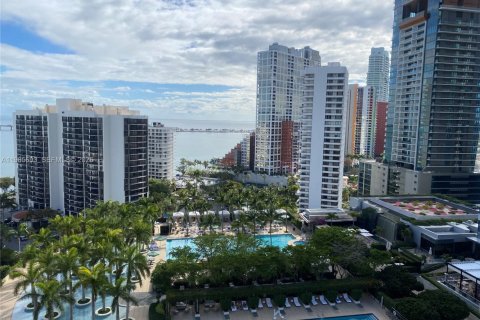 Condominio en Miami, Florida, 2 dormitorios  № 2044852