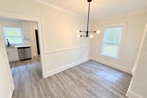 Villa ou maison à vendre à Leesburg, Floride: 4 chambres, 176.51 m2 № 2400480 - photo 19