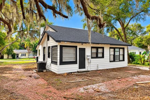 Villa ou maison à vendre à Leesburg, Floride: 4 chambres, 176.51 m2 № 2400480 - photo 10