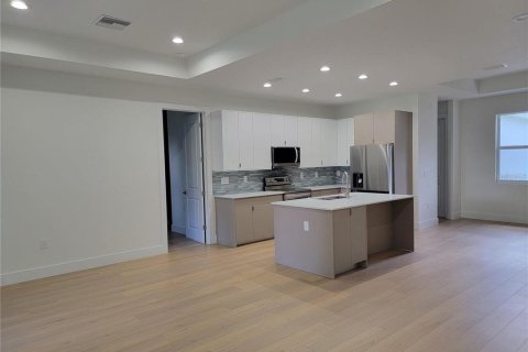 Casa en venta en North Port, Florida, 3 dormitorios, 139.17 m2 № 1881117 - foto 8