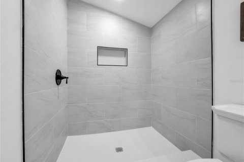 Villa ou maison à vendre à Tampa, Floride: 2 chambres, 81.38 m2 № 2285251 - photo 18