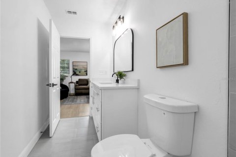 Villa ou maison à vendre à Tampa, Floride: 2 chambres, 81.38 m2 № 2285251 - photo 24