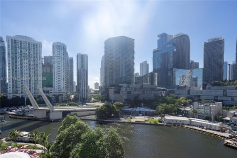 Снять в аренду кондоминиум в Майами, Флорида 2 спальни, 102.1м2, № 2003991 - фото 30