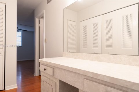 Condo in Plantation, Florida, 1 bedroom  № 2086679 - photo 6